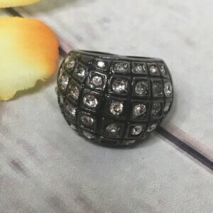BCBG MaxAzria Gunmetal Silver Metal Statement Dome Rhinestone Ring 7